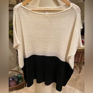 Sleeveless Color Blocked Poncho Sweater